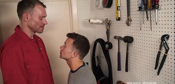  FunSizeBoys - Tiny twink fucked after being seduced by tall handyman